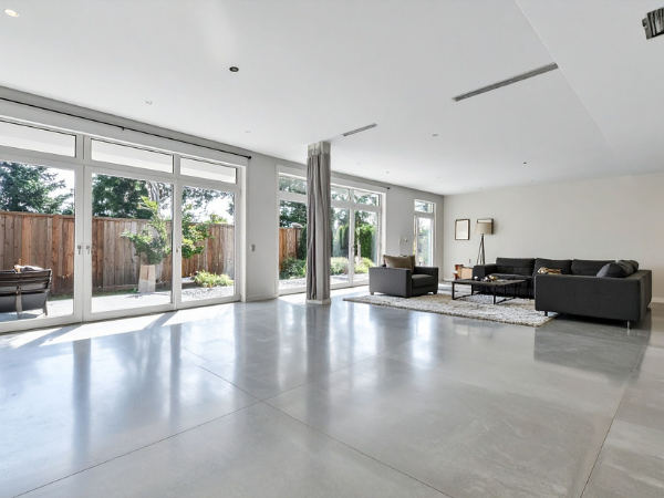 You are currently viewing Power Floated Concrete vs Polished Concrete: What’s the Difference?